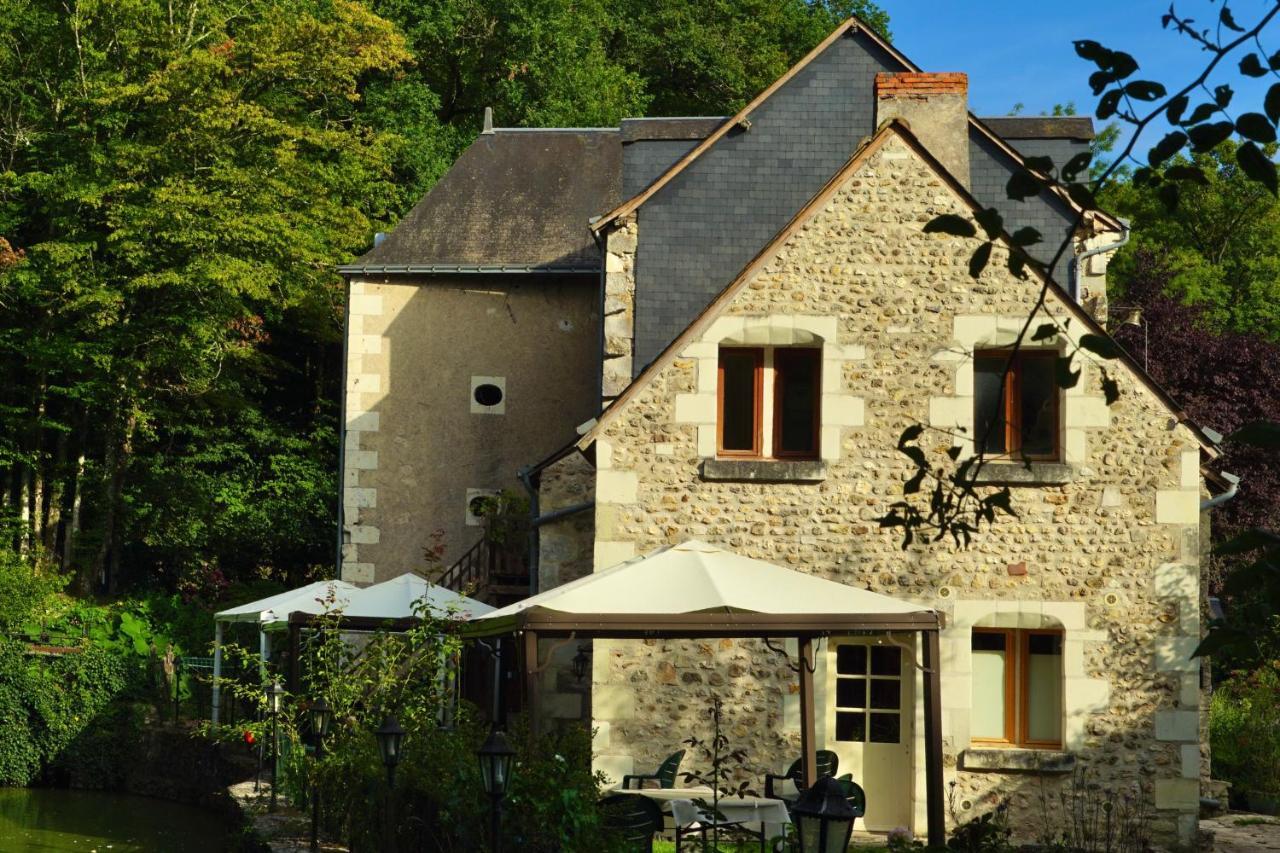 Le Moulin De La Planche Bed & Breakfast Cerelles Exterior photo